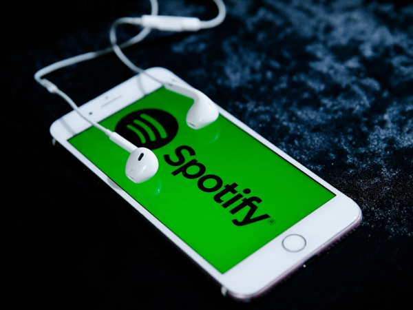 [eMarketer] Spotify is the digital audio platform of choice in the US